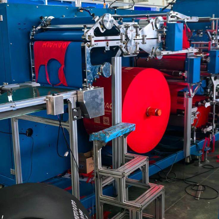 全伺服无纺布围裙机一次成型海底捞火锅店一次性围裙机餐饮围裙,纺织面料/辅料/配套,其他纺织机械,淘宝优惠券,粉丝福利购,淘宝优惠卷