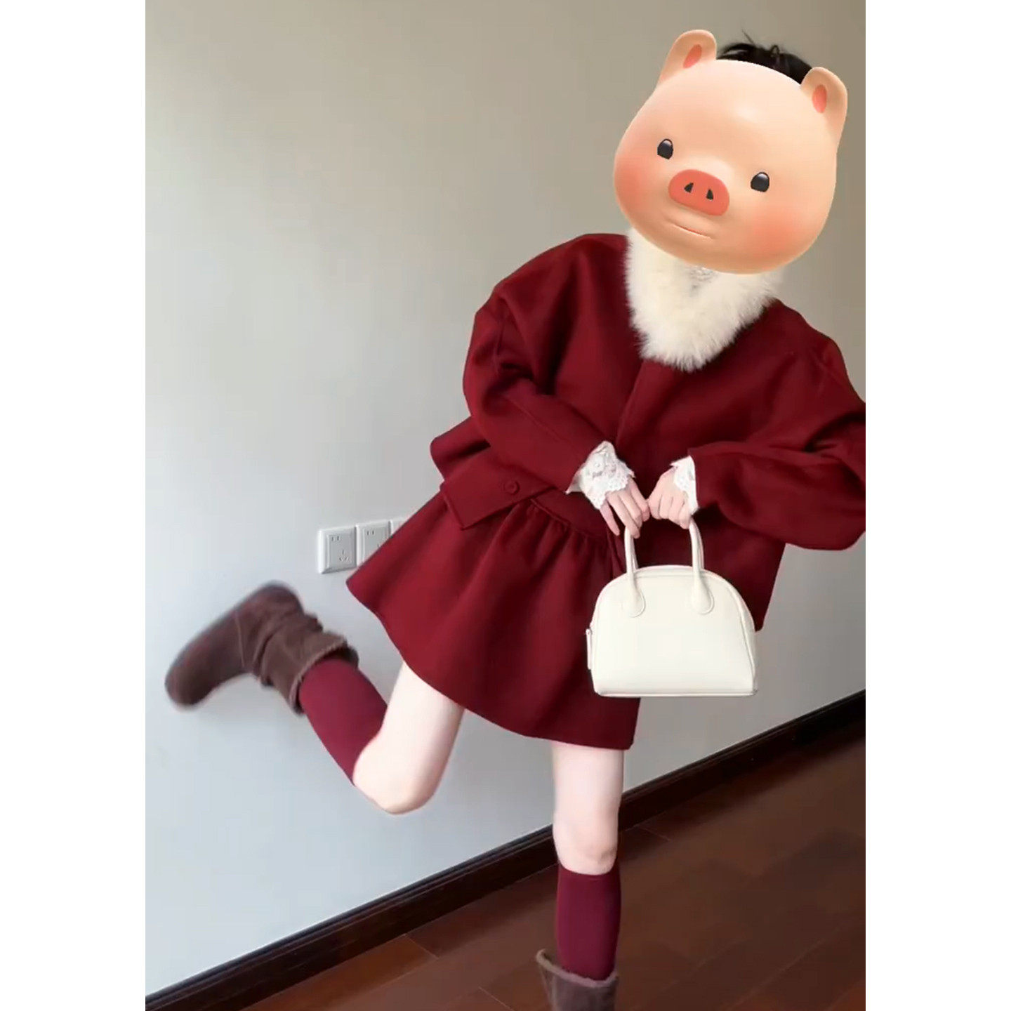 2026新款过新年战袍红色连衣裙子女秋冬气质大方得体毛呢套装短裙,女装/女士精品,时尚套装,淘宝优惠券,粉丝福利购,淘宝优惠卷