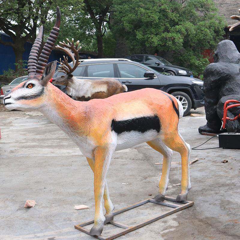 直销仿真梅花鹿模型动物雕像园林景观景区摆件恐龙