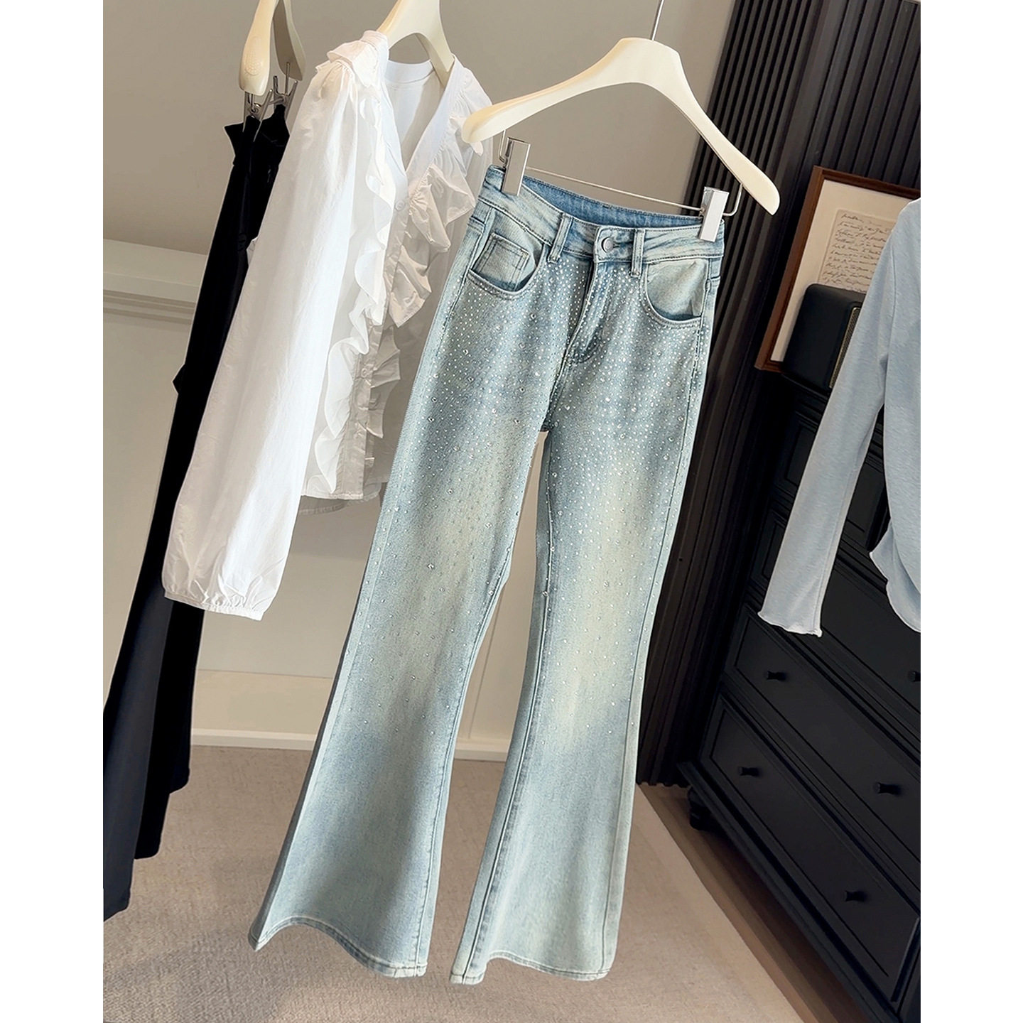 小个子满天星烫钻微喇牛仔裤女2026春季新款高腰显瘦浅蓝色喇叭裤