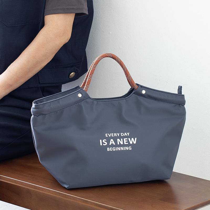 集物优品时尚防水便当带保温手提包上班族带饭包加厚铝箔袋午餐包