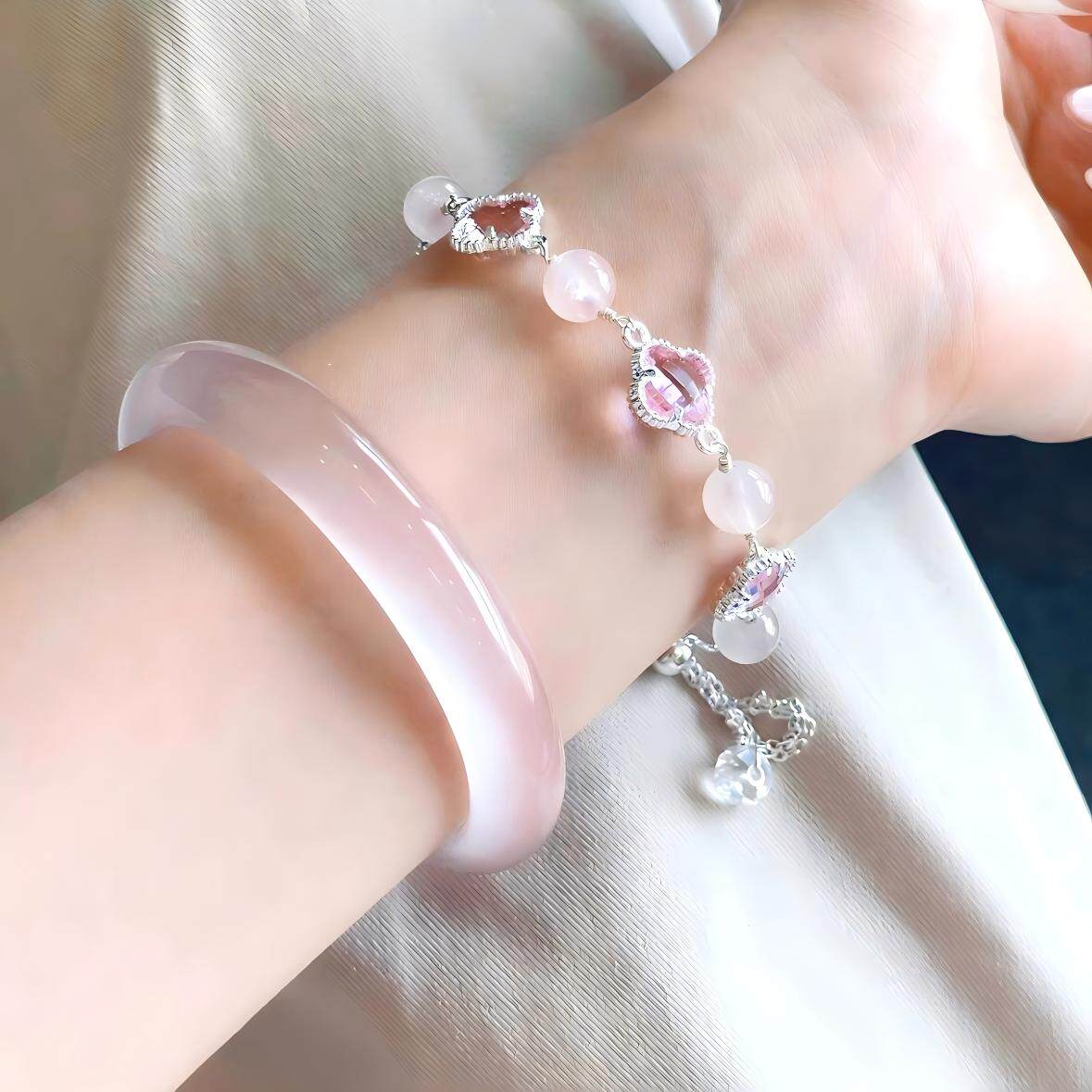 普陀山2026四叶草水晶手链女马粉粉黛佳人时尚新中式猫眼手镯送礼