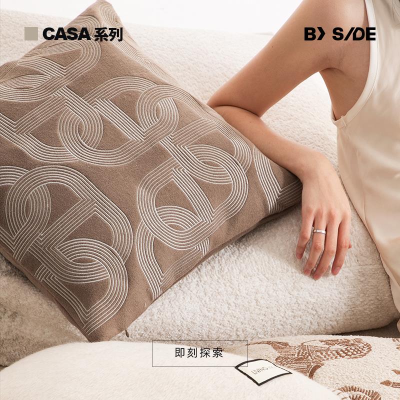 BY SIDE24号赛道 猪鼻纹刺绣抱枕法式轻奢中古沙发客厅卧室靠垫枕