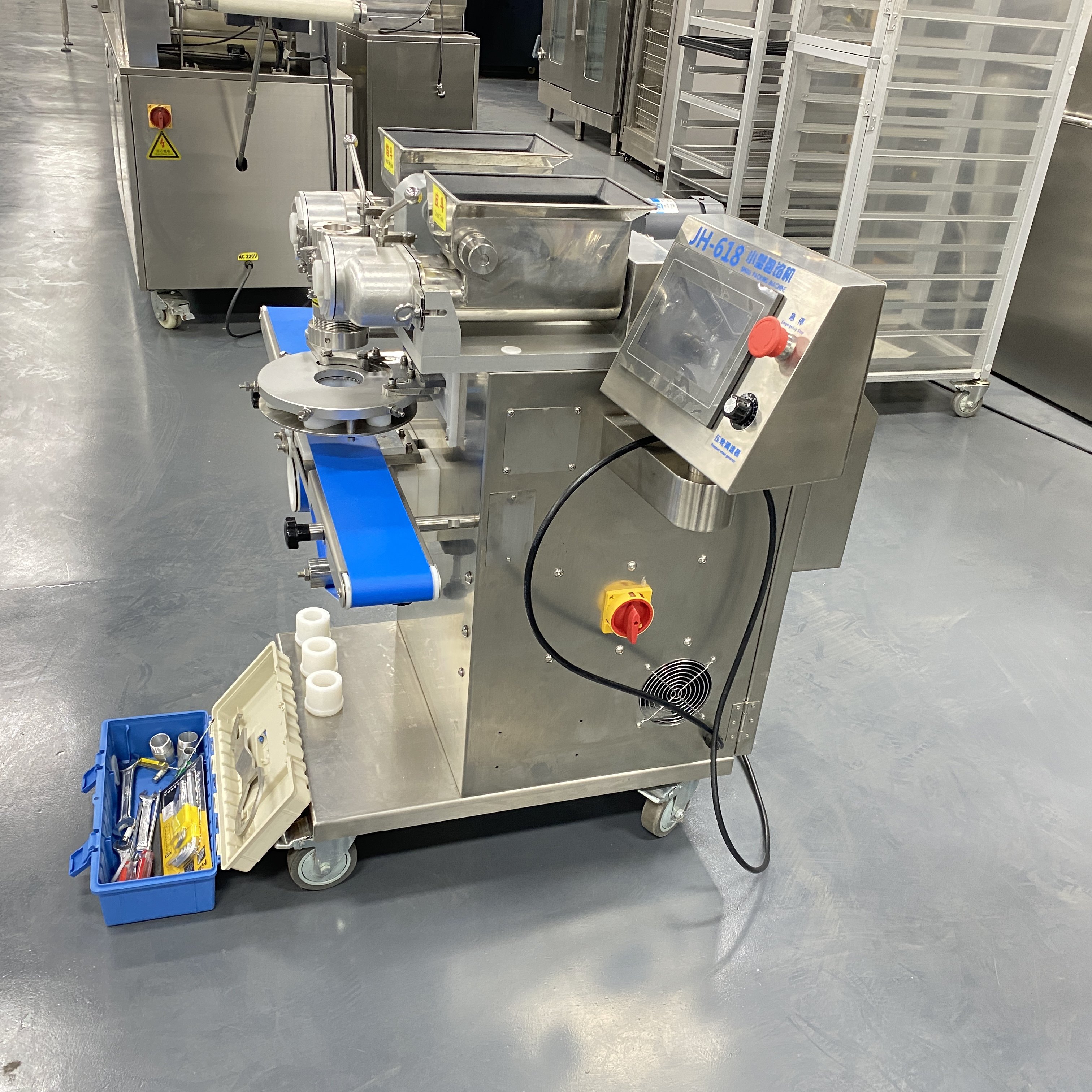 商用小型包馅机月饼生产线一皮多馅月饼机打饼成型机酥饼设备工厂,清洗/食品/商业设备,包馅机,淘宝优惠券,粉丝福利购,淘宝优惠卷