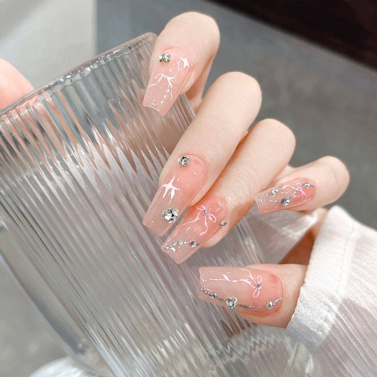 2026新款粉色红色黑白飘带美甲贴纸定制背胶法式蝴蝶结笔杆水杯贴,彩妆/香水/美妆工具,指甲装饰,淘宝优惠券,粉丝福利购,淘宝优惠卷