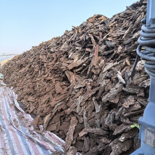 高温发酵腐熟华北老松树皮2-3毫米细颗粒营养土(花卉通用型)