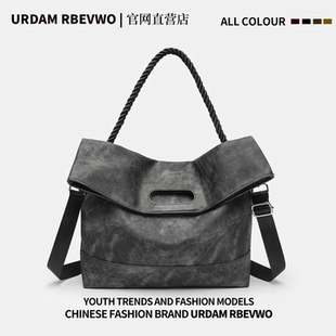 URDAM RBEVWO品牌2026新款斜挎包男大包简约通勤包高级感手提包包