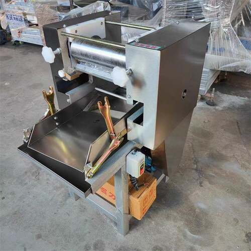 商用小型干自面一体机全701动不锈钢压条面机鲜多功能杂粮面条机