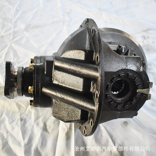 郑州东风EQ1061主减速器差速器速比8/39半轴齿16齿差速锁艾斯帝