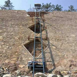 爬山虎混凝土建筑工地运料爬坡机铁路公路大坝护坡送料机