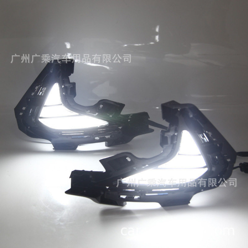 适用于新款索纳塔LED日行灯2020款现代索纳塔日间行车灯