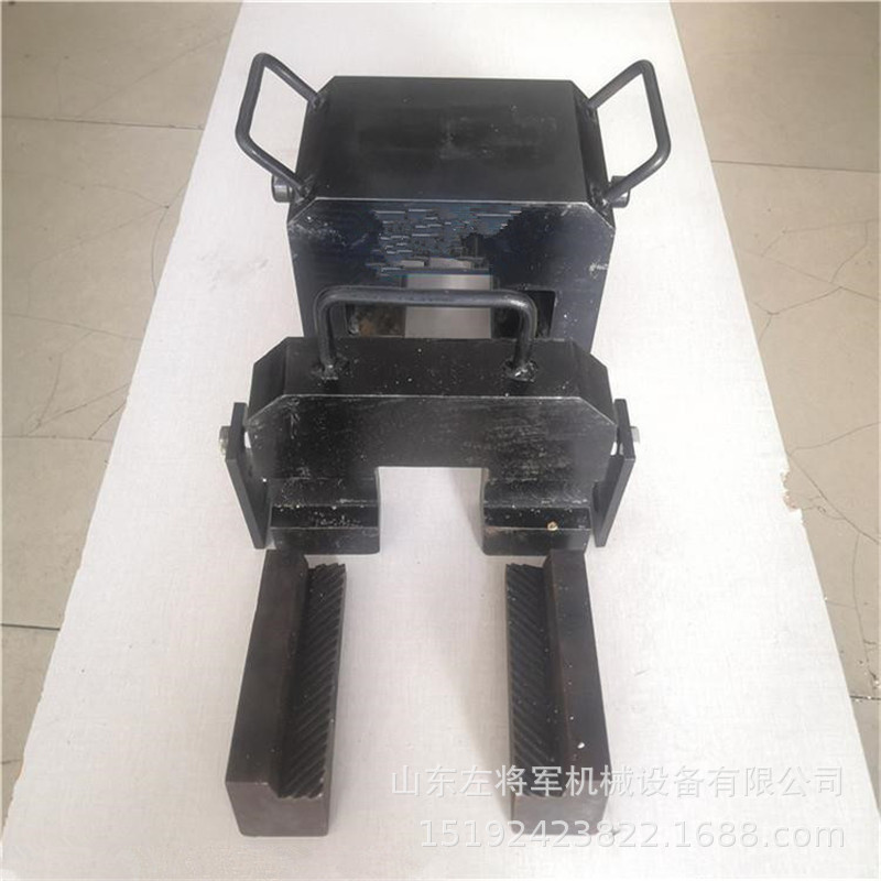 铁路长钢轨调整轨缝作业的辅助机具应力放散撞轨器撞轨小车