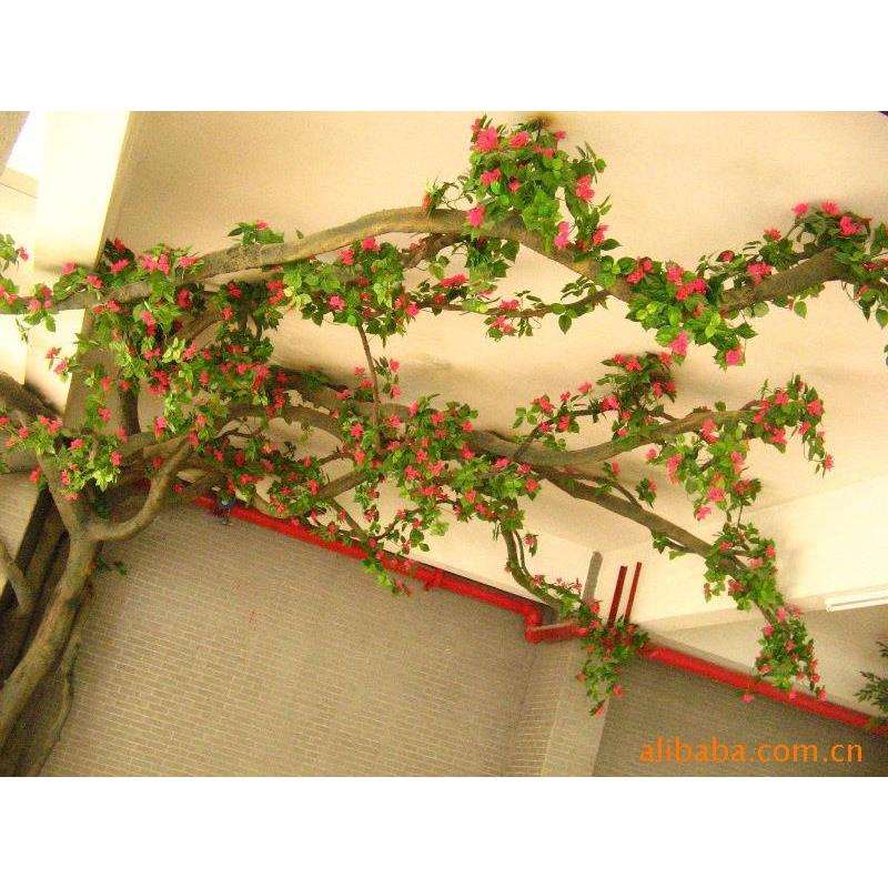 真桃花树供应玻璃钢盆景真杆音乐餐吧绿化装饰缠绕藤条