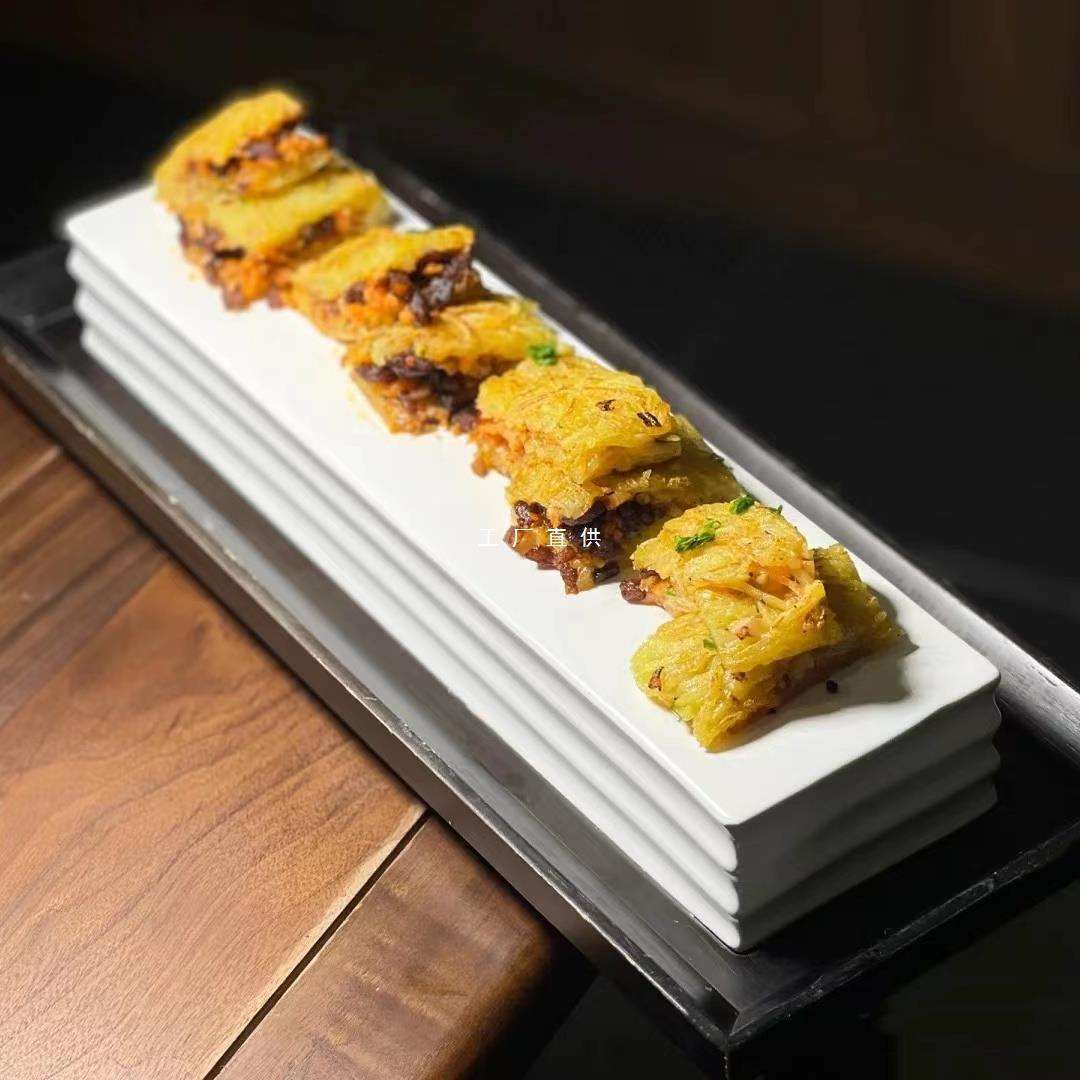 创意异形陶瓷餐具日式料理长方形意境菜摆盘寿司平盘餐厅保温器皿