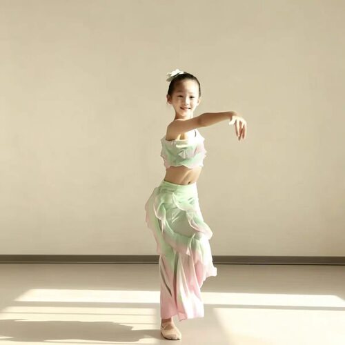 女童傣族孔雀舞单肩渐变鱼尾裙