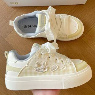 女童板鞋2026春季新款轻便女款小白鞋厚底休闲鞋学生软底百搭女鞋