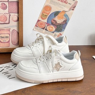百搭厚底板鞋女童2026春秋新款超火巨好看小白鞋增高软底休闲鞋子