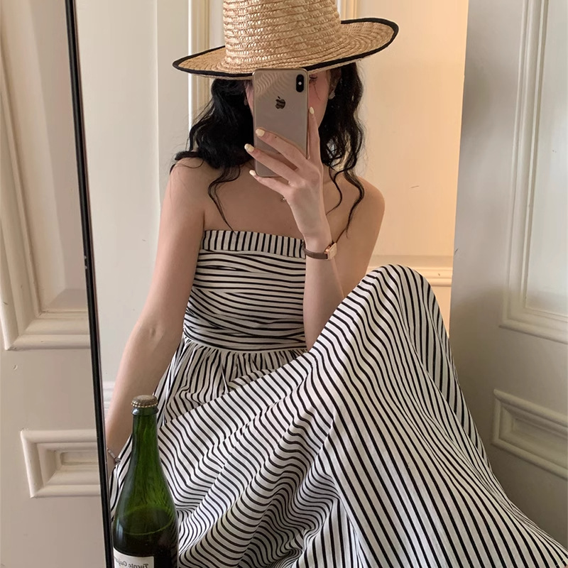 撞色小性感抹胸条纹衫连衣裙女2025夏季新款显气质高腰显瘦连衣裙