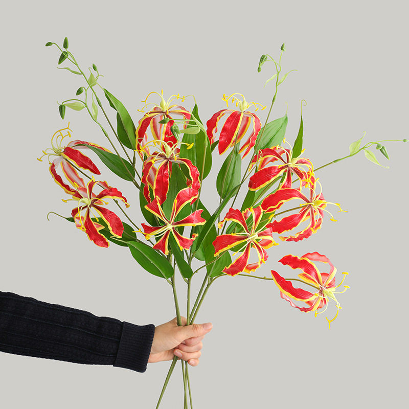 摄影道具仿真嘉兰火焰百合 花艺软装摆件仿真假花垂吊百合花束图片