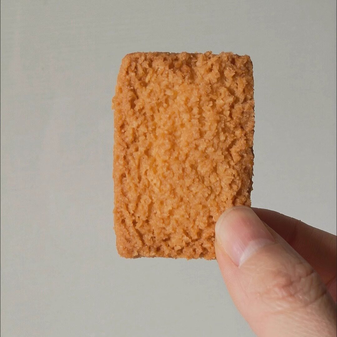 鲍师傅椰丝奶酥盒装100g可