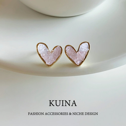 新款小巧粉色水晶爱心耳钉女