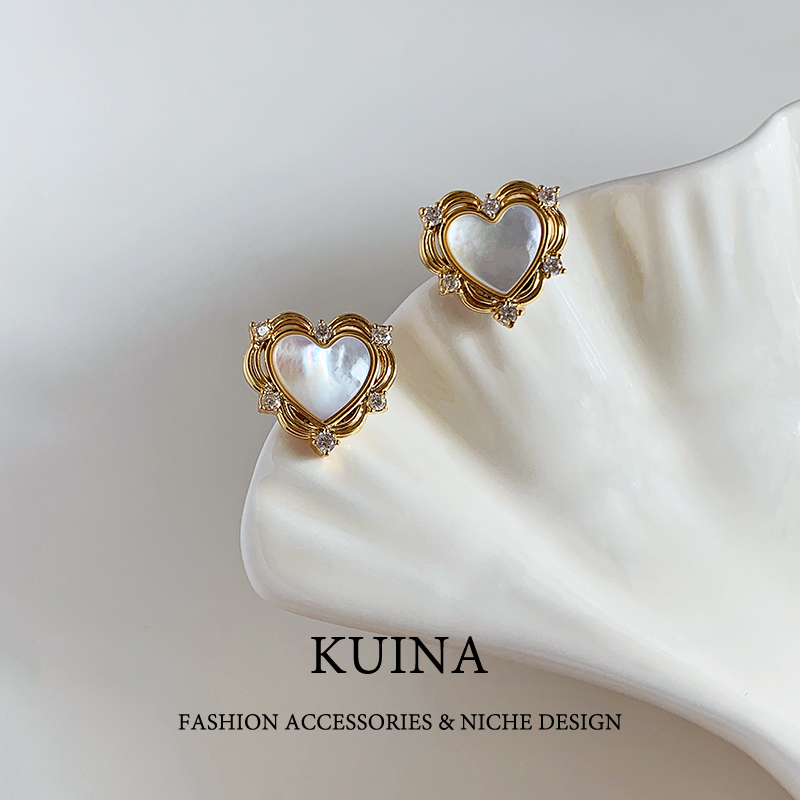 2025年新款独特爱心耳钉轻奢高级感气质大气纯银针耳环金色耳饰女