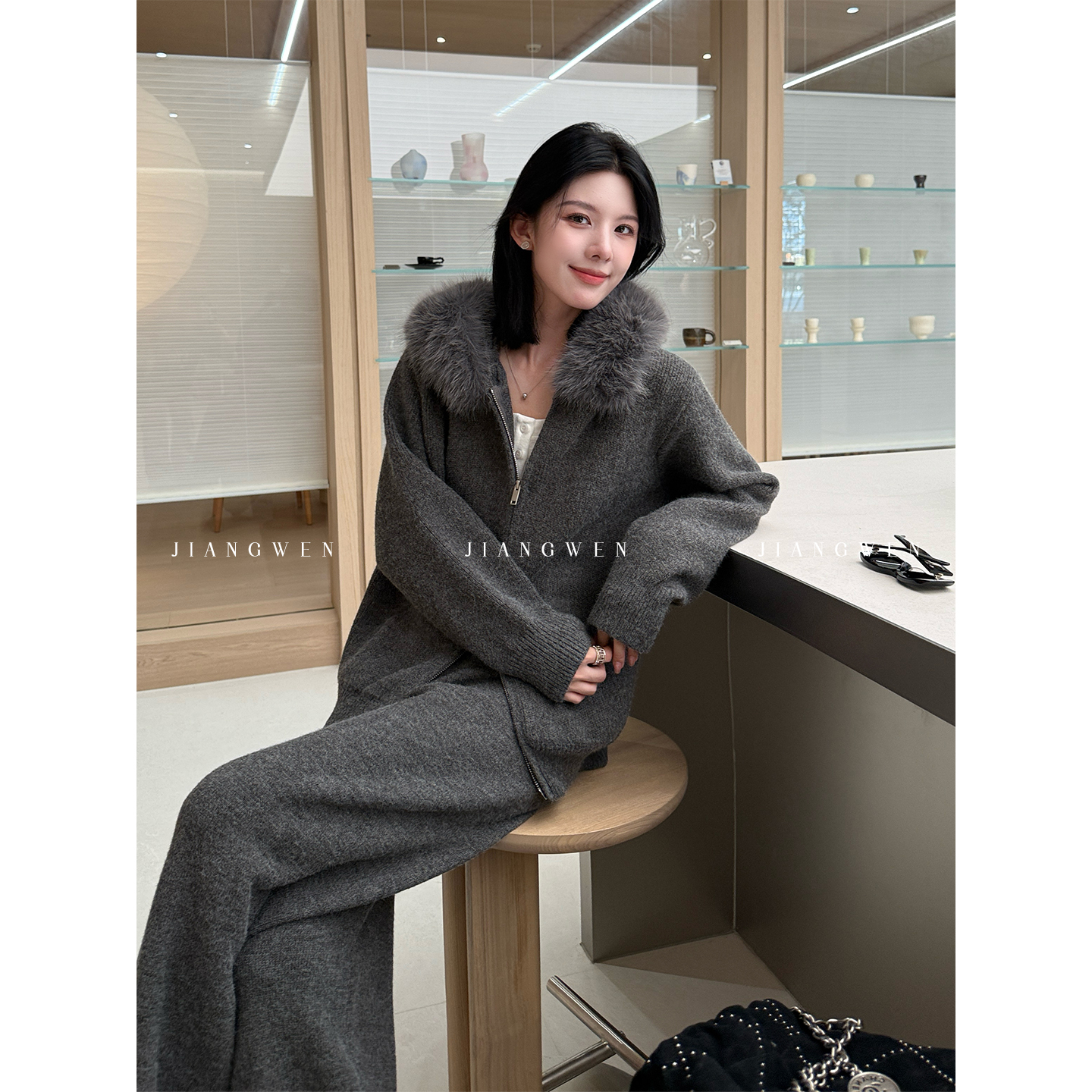 姜雯针织休闲慵懒风卫衣套装