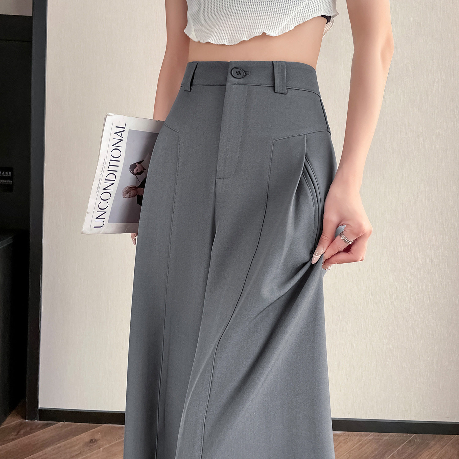 深灰色西装阔腿裤女2026春季新款高腰显瘦垂感高级感休闲拖地裤