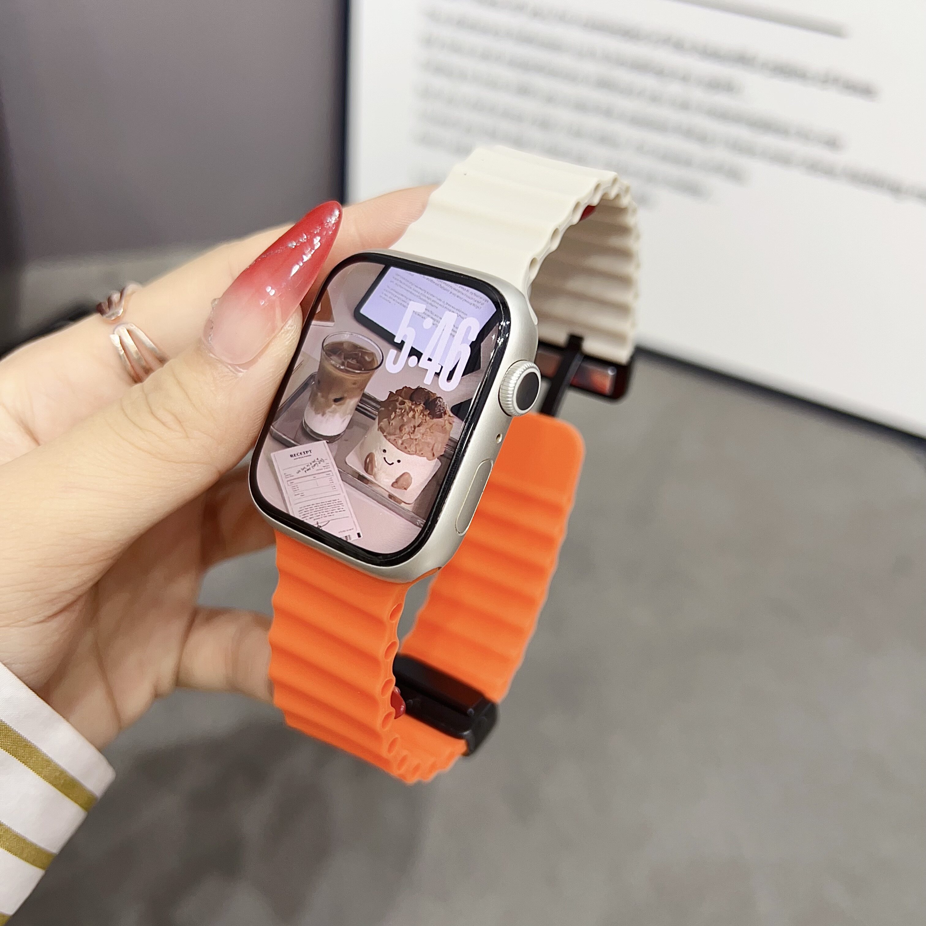 适用苹果手表iwatchS10/S9表带apple watch10/9/8海洋S8硅胶磁吸ultra2手表带7/6/5/4/3/2男女SE智能S7配件S6图片