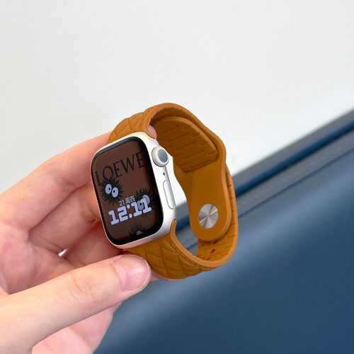 适用于applewatch S10硅胶菱格纹表带iwatch8/7/6/5/4/se苹果手表9表带液态硅胶ultra超软运动男女夏日表带