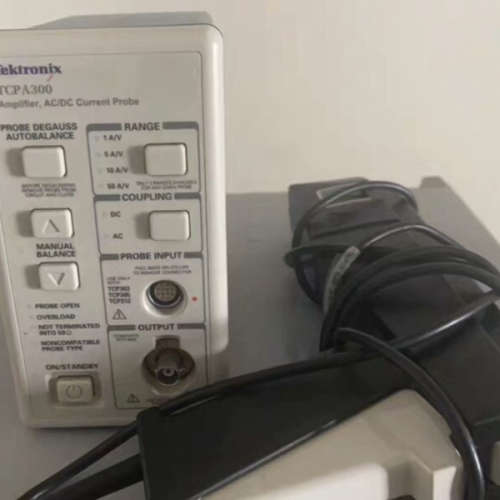 议价TCPA300和TCP303电流探头一套，功能正常，邮费自理