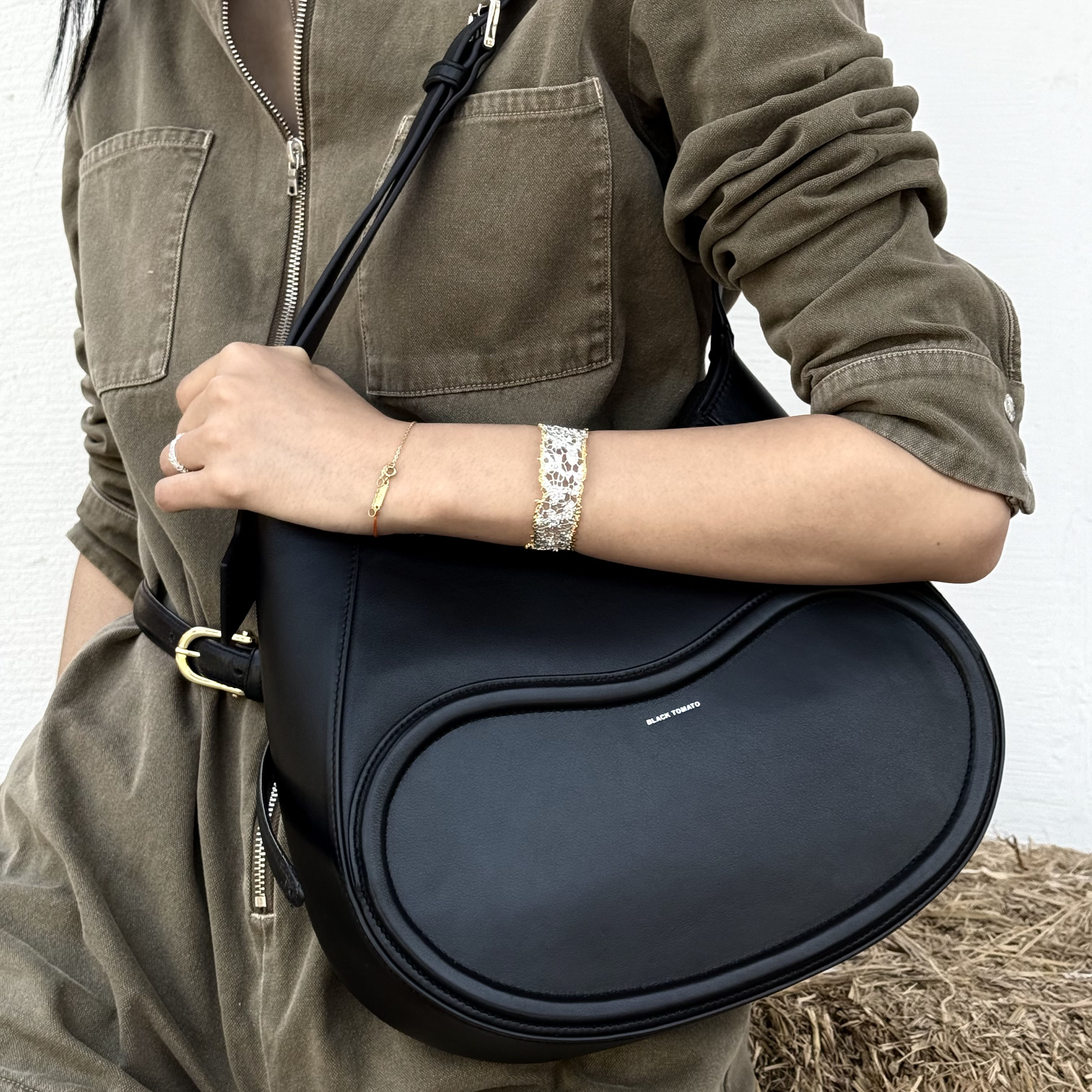 头层双面牛皮单肩斜包经典老钱风