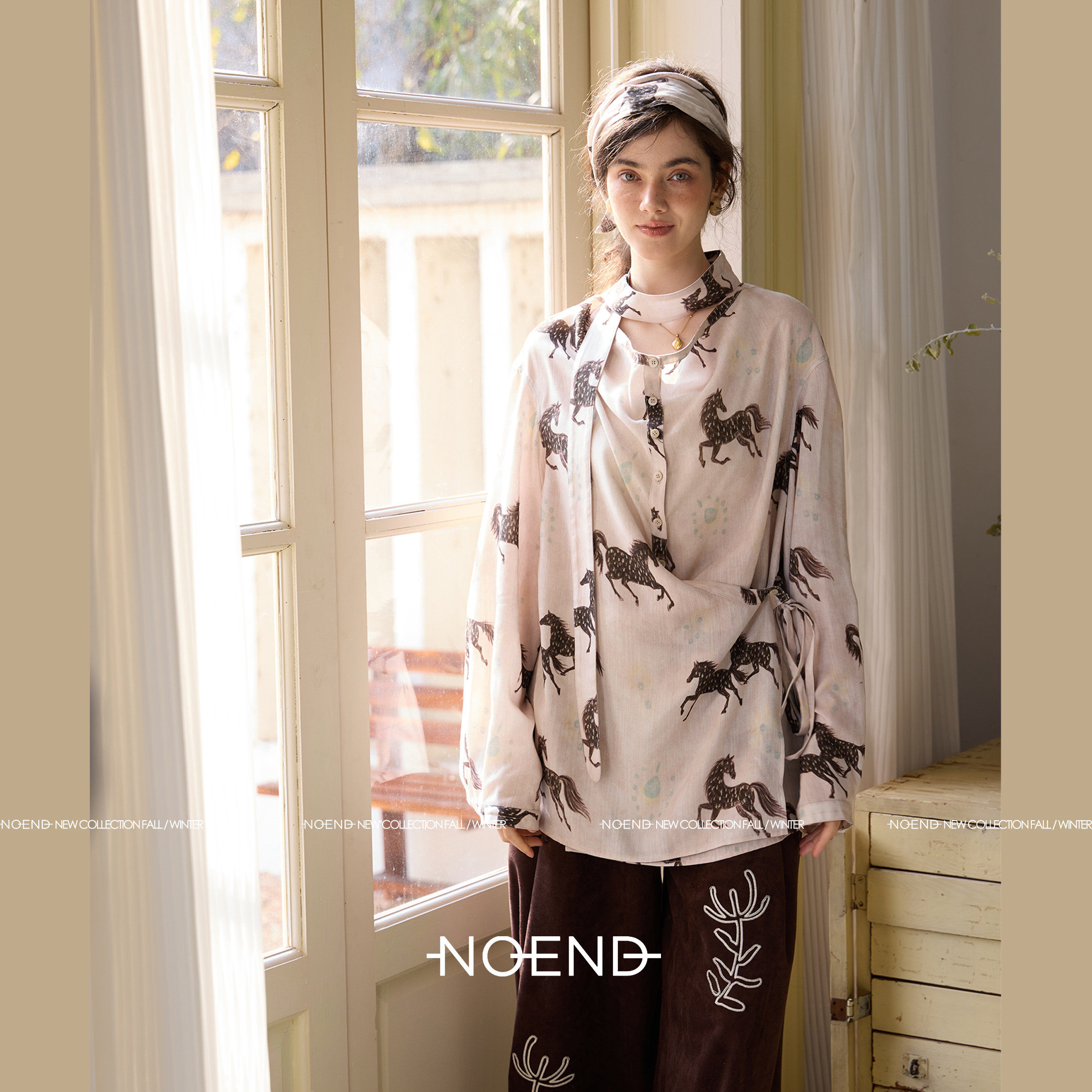 NOEND奔腾小马印花绑带长袖衬衫图片