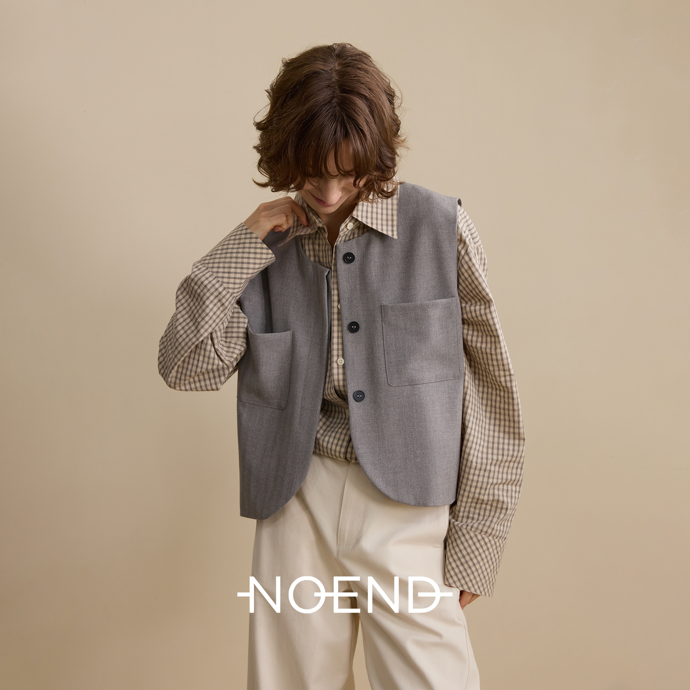 25AW 羊毛立体口袋短款西装马甲 圆领显瘦 百搭叠穿休闲通勤