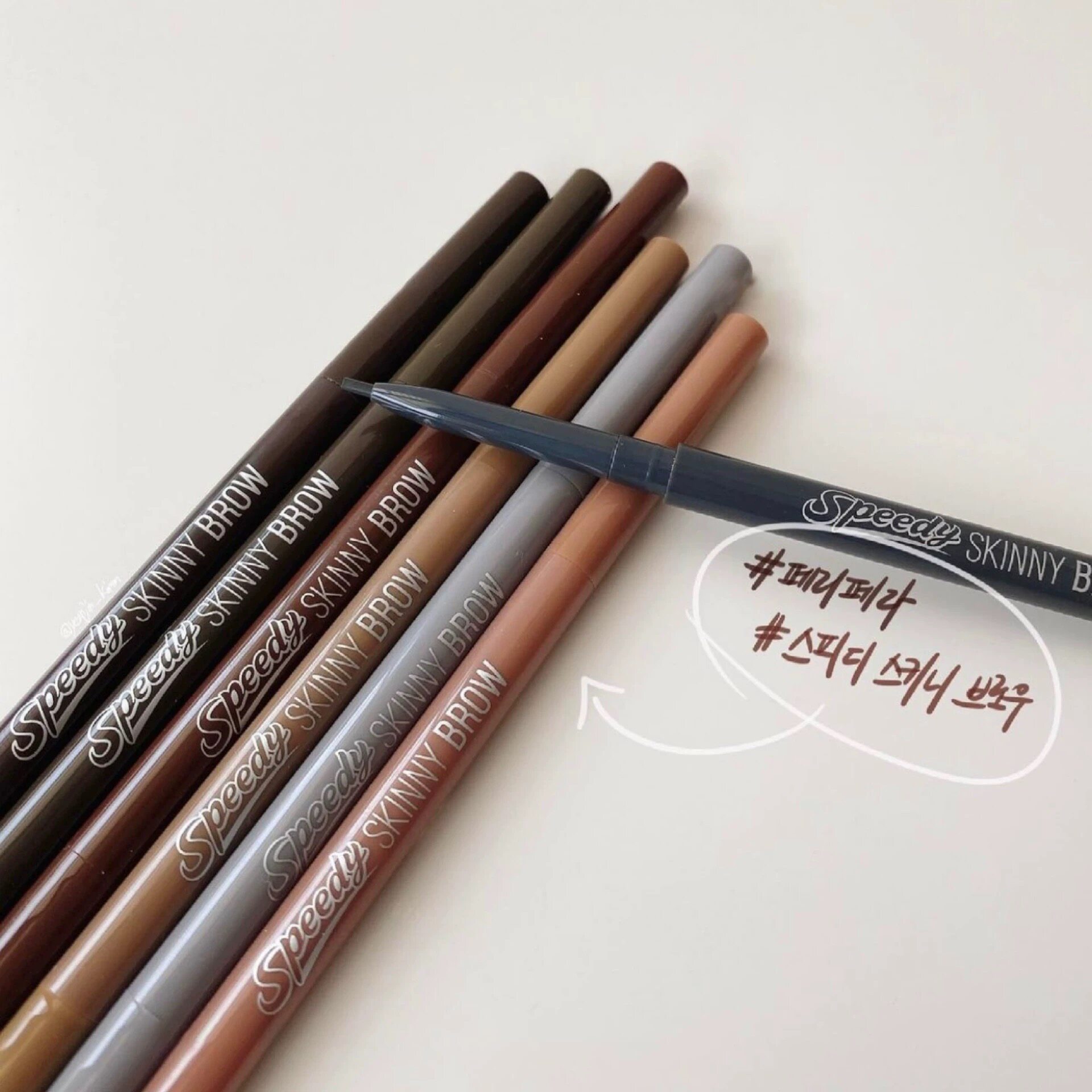 韩国peripera菲丽菲拉极细眉笔快速塑形眉笔持妆防水不脱色自然