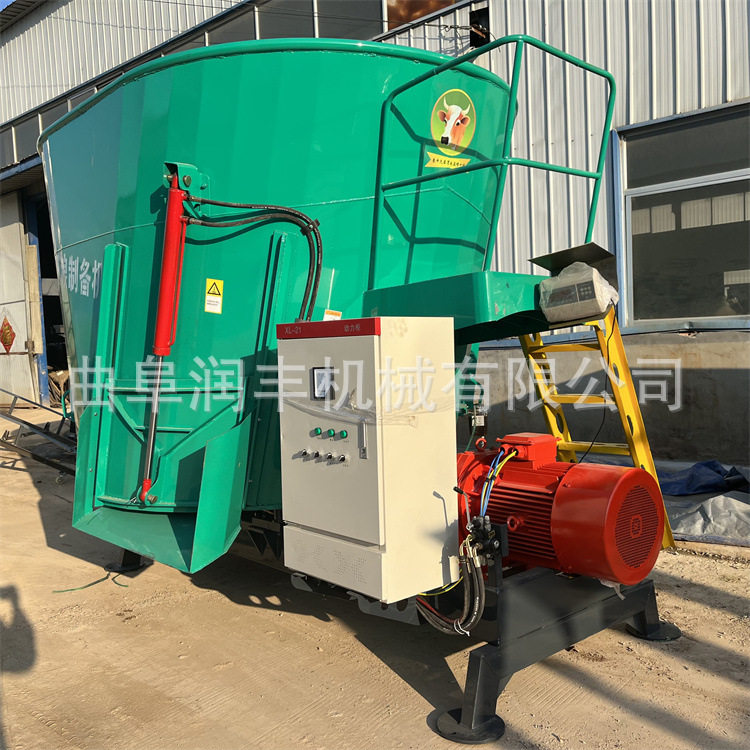 牵引式蛟龙搅拌机养殖基地秸秆粉碎混合机养牛场饲草拌料机,畜牧/养殖物资,饲料投料机,淘宝优惠券,粉丝福利购,淘宝优惠卷