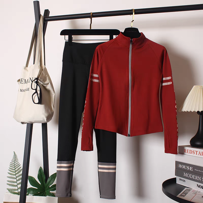 瑜伽服女春秋季跑步速干修身显瘦拉链外套高领字母骑行服长袖套装,运动/瑜伽/健身/球迷用品,瑜伽外套,淘宝优惠券,粉丝福利购,淘宝优惠卷