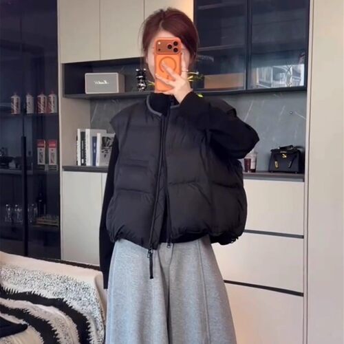 白鸭绒羽绒马甲女短款背心