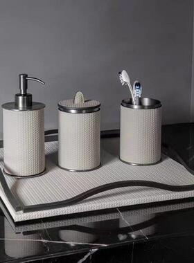 现代简约轻奢编织皮金属方形托盘客厅茶几收纳盘样板房装饰品摆件