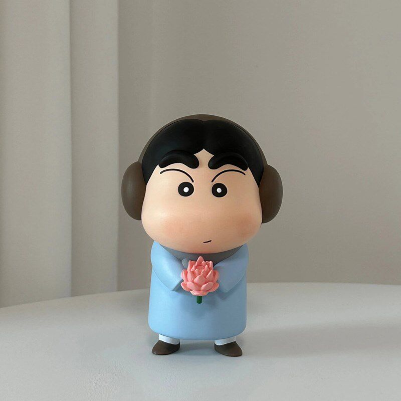 请回答1988正峰蜡笔小新摆件手捧莲花好运莲莲办公室桌面装饰礼物