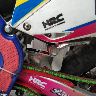 极盗者136波速尔M4M5M6越野摩托车通用后脚蹬踏搁脚带人配件 通用