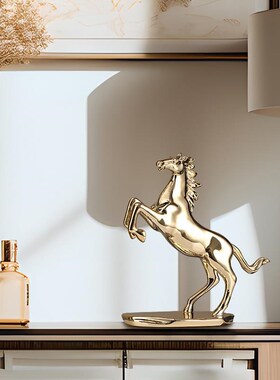 高端轻奢骏马办V公室摆件高档桌面装饰书房书柜工艺品马到成功开