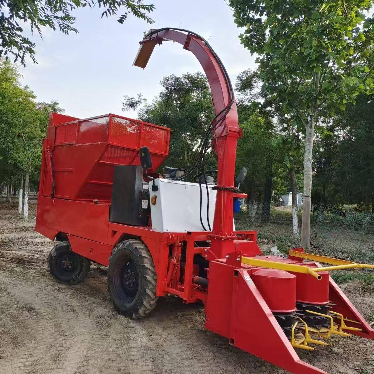 牛羊饲料青储粉碎压块打包机拖拉机侧挂圆盘割台单盘双盘青储机侧