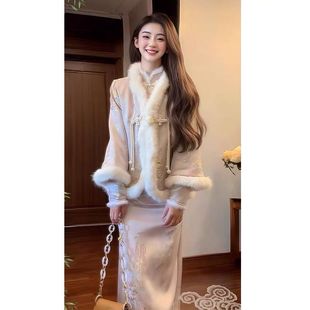 入冬搭配一整套2024新款新中式气质旗袍连衣裙国风加厚短外套女装