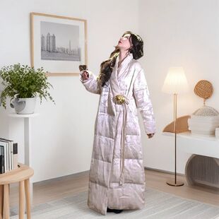 冬新款韩系穿搭高级感超好看中长款白色羽绒棉服外套女