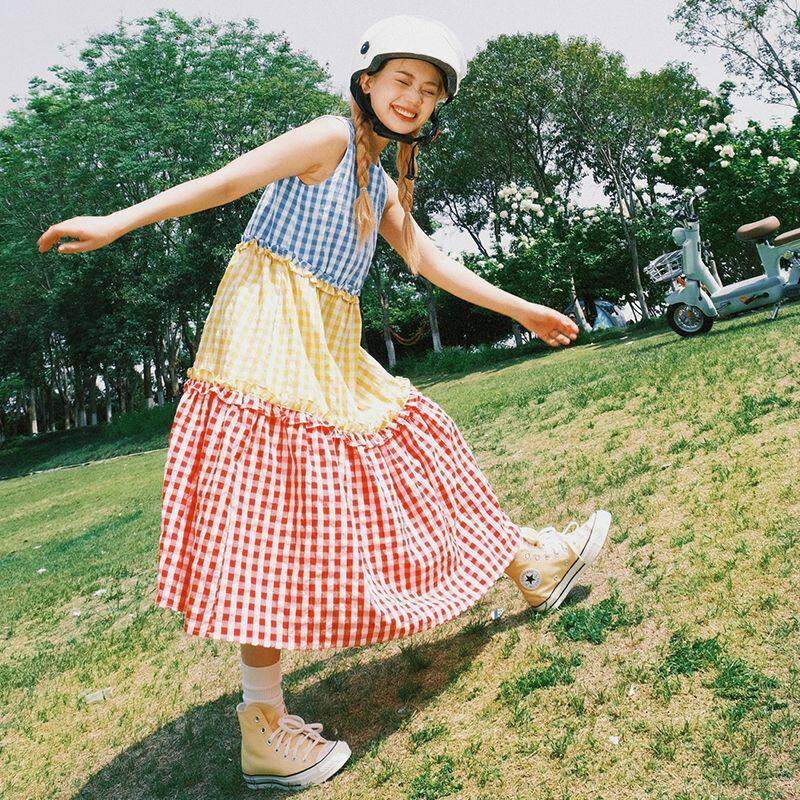 连衣裙女夏季2023年新款法式高级感小众设计感小个子减龄格子长裙