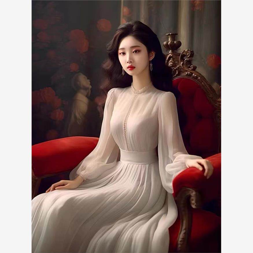 今年流行漂亮小香风长裙气质高级感茶歇法式温柔风白色连衣裙女春