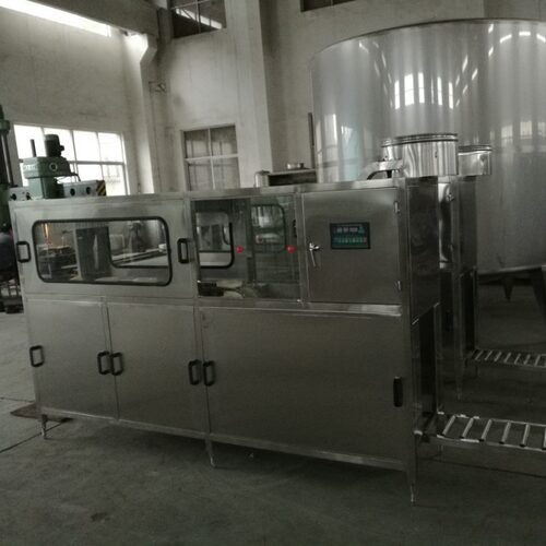 厂家直销3/5加仑100桶灌装机 冲洗灌装封盖三合一桶装水灌装机