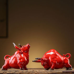 股票牛摆件客厅高级感可爱红色陶瓷牛涨停办公室桌面瓷器工艺礼品