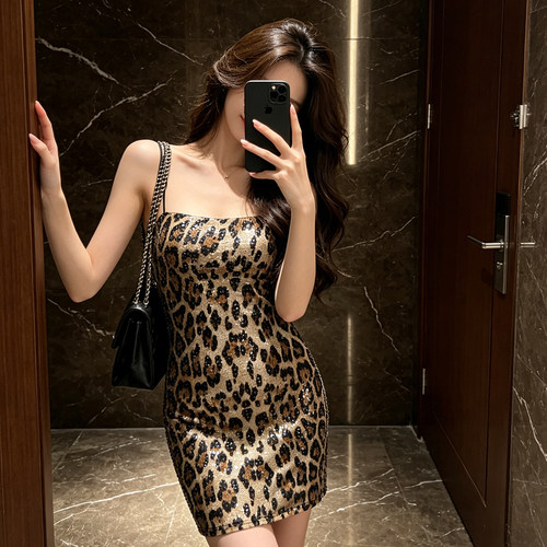 性感辣妹豹纹连衣裙千禧风